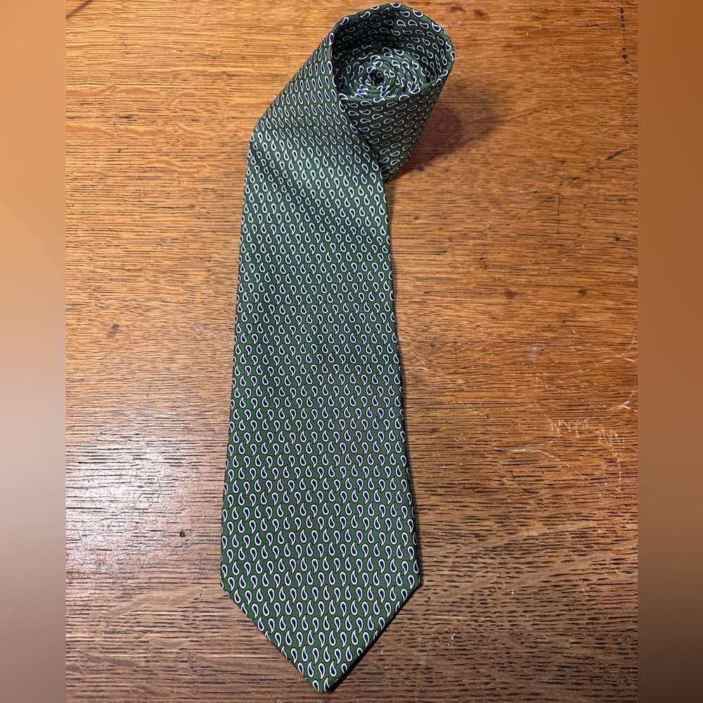 Brooks Brothers All Silkโ Neck Tie Green Blue Paisley Pattern